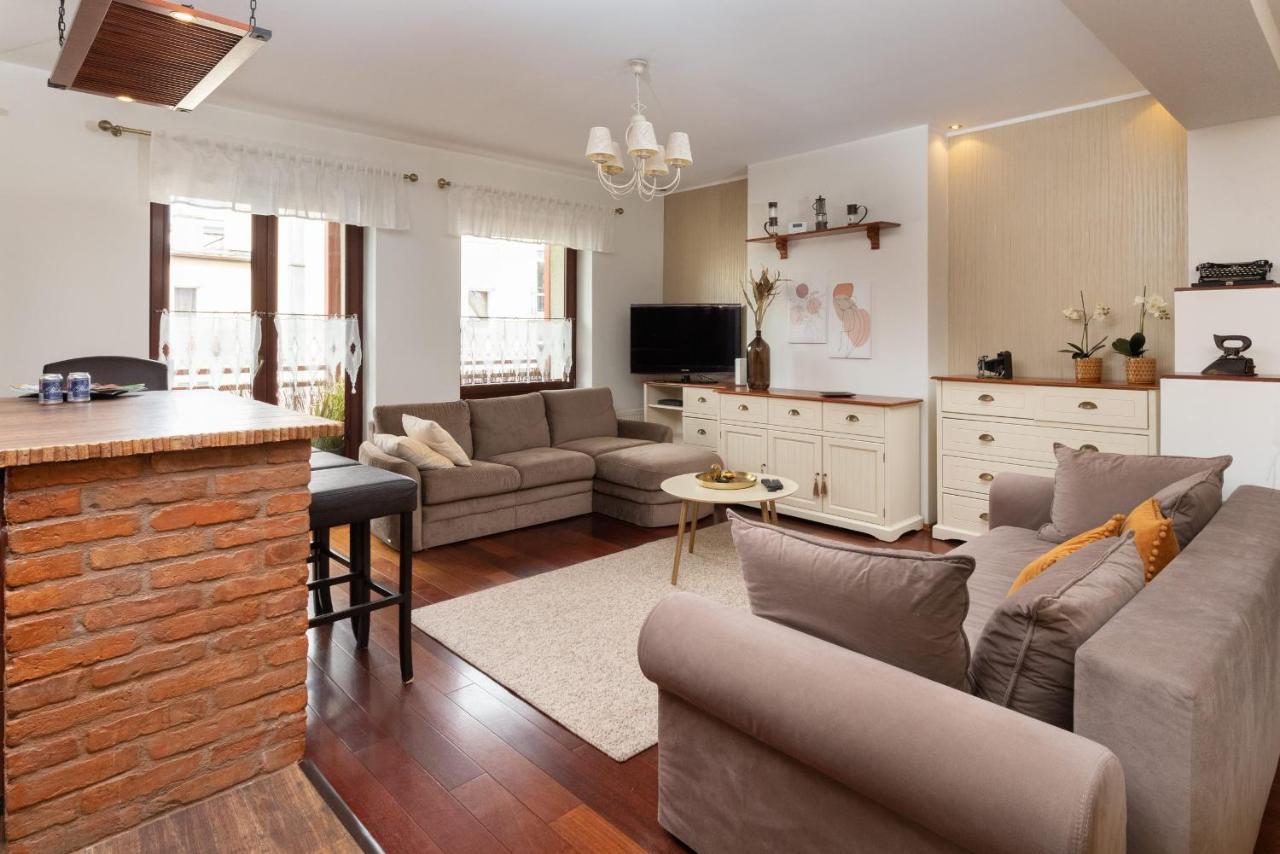 Gdynia Centrum Wyjatkowy Apartament Przy Promenadzie Z Balkonem By Noclegi Renters Esterno foto