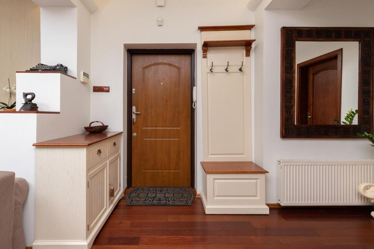 Gdynia Centrum Wyjatkowy Apartament Przy Promenadzie Z Balkonem By Noclegi Renters Esterno foto